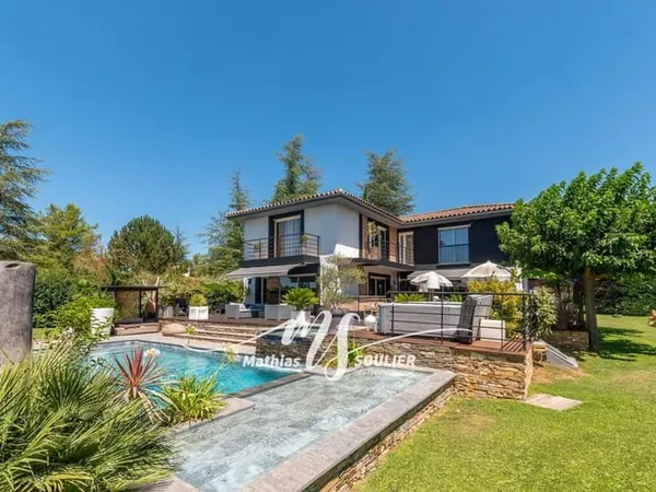 Villa contemporaine d'architecte à Aix-en-Provence