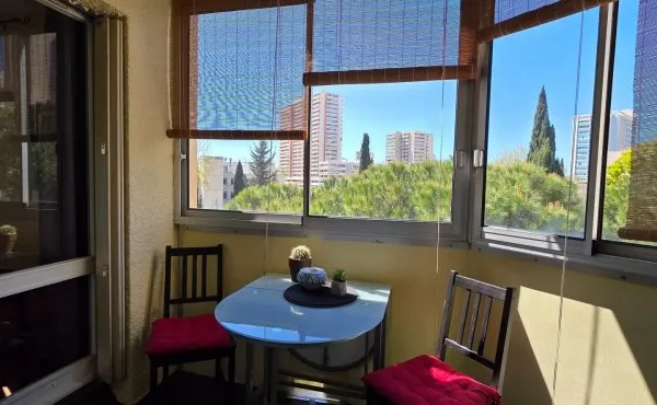 Appartement T2 avec loggia fermée- ascenseur- place de parking privée