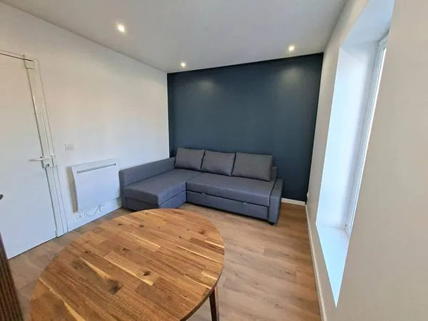 Studio 1 pièce 14 m²
