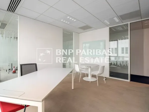 Bureaux 3046 m²