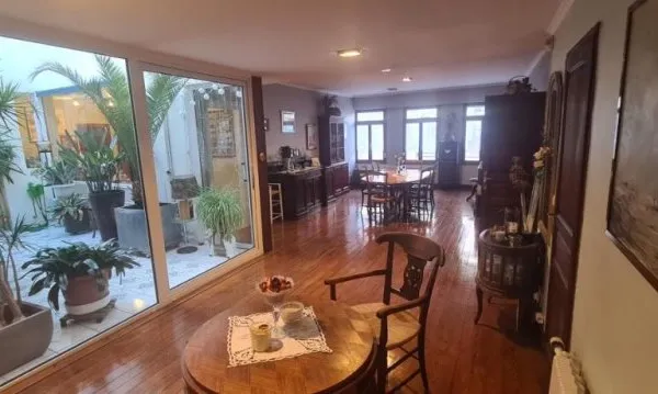 Maison 345 m²