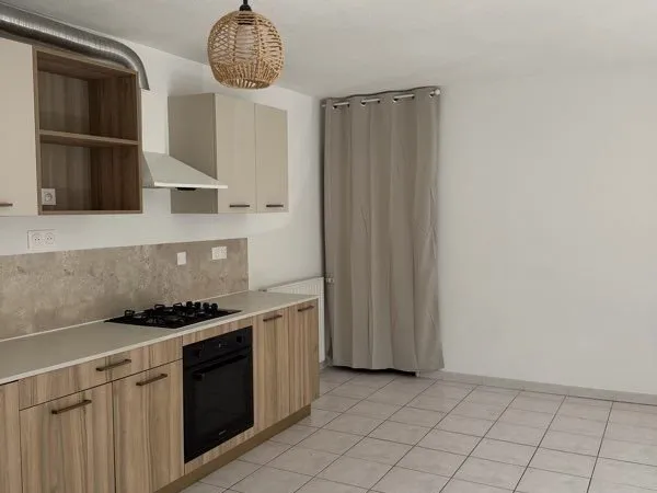 Location T2 Saint Mamert du Gard