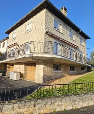 Maison 7 pièces 178 m²