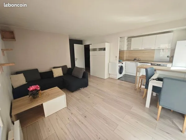 Appartement lumineux T2bis 54m2 à Sainte Geneviève des bois