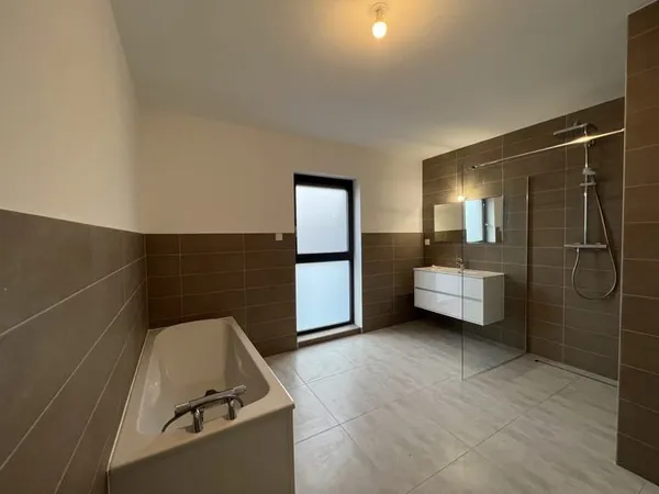 RARE A Fortschwihr, MAISON NEUVE 5 pièces de 145 m2 avec gar