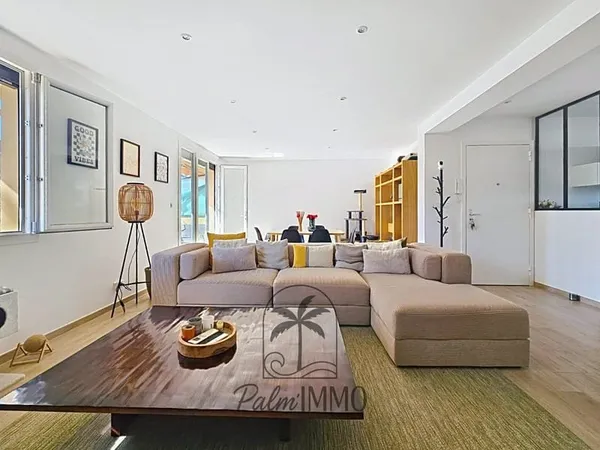 Appartement T3 dernier étage 85m2 avec garage