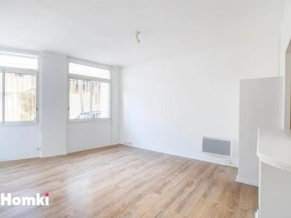Appartement T2 de 46 m2 à Marseille 13007, Rue Chaix