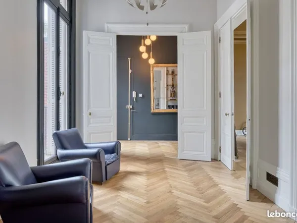 Appartement 5 pièces 193 m²