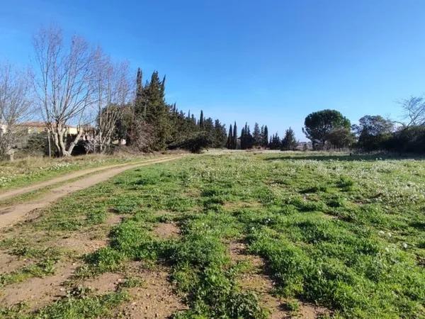 Terrain 466 m²