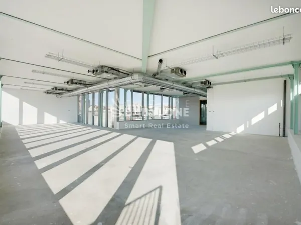 Bureaux 1 201 m²