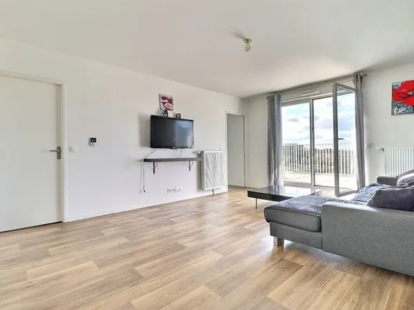 Appartement Aubervilliers 4 pièce(s) 83 m2 + terrasse 46 m2