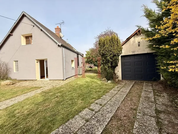 MAISON ET SES DÉPENDANCES - 5 KM ST DENIS LES PONTS