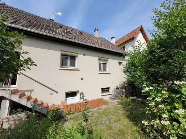 Maison Verrieres Le Buisson 4 pièce(s) 100 m2