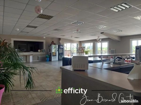 Local centre équestre 3 800 m²