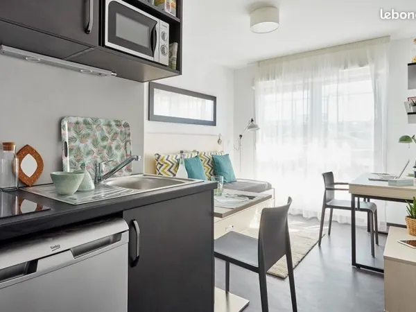 Studio 1 pièce 18 m²