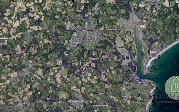Terrain 378 m²