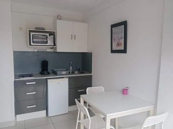 Studio 1 pièce 15 m²