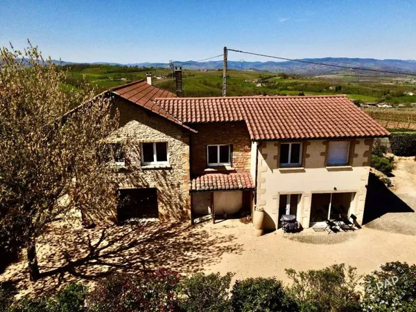 Maison 6 pièces 213 m²