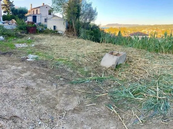 Terrain 400 m²