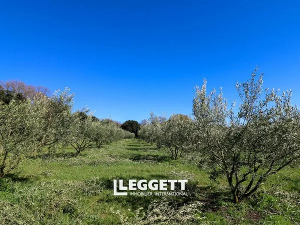 Terrain NaN pièce(s), UZÈS