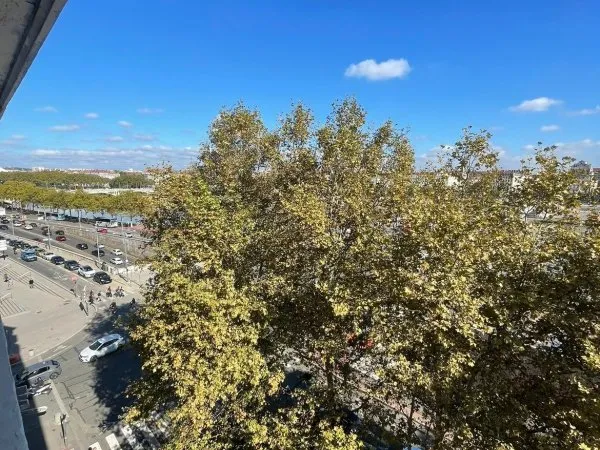 Sous Location de mon appartement à Lyon Bellcour (juillet-août)