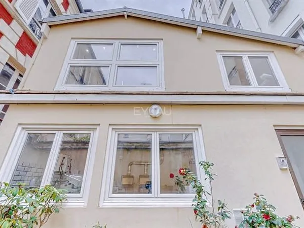 LEVALLOIS - Local dans une maison
