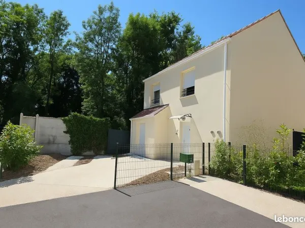Maison Neuve 104 m² Centre-Ville | Gare RER 3 min à pied