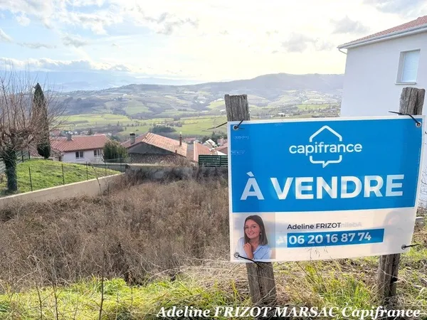 TERRAIN 315M2 CONSTRUCTIBLE - VIABILISE - VUE DEGAGEE - CENTRE SAINT ROMAIN EN JAREZ