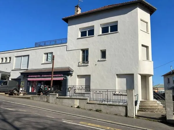 Local commercial 156 m²