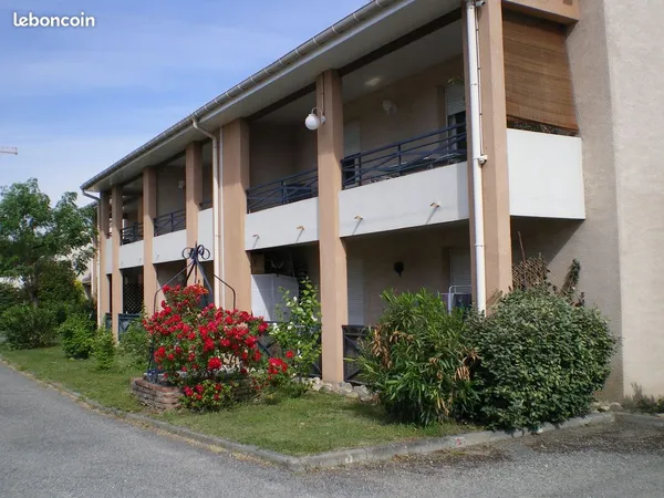 T2 Standing 65 m² + Cave + Parking - Disponible