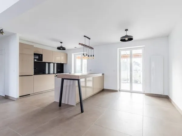 Maison Villecresnes 8 pièce(s)