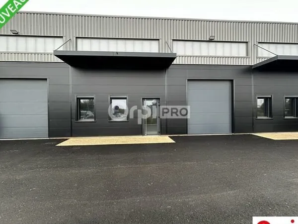Local d'activité 358 m²