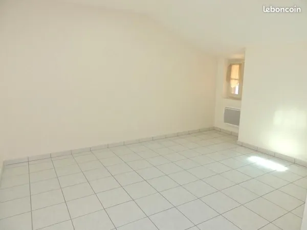 Studio 1 pièce 31 m²