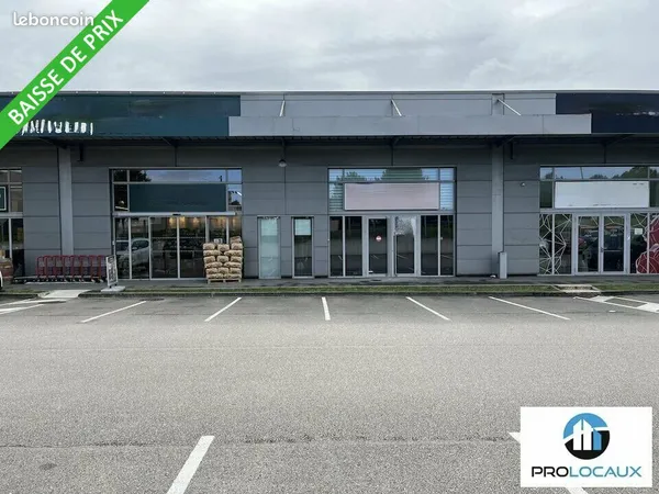 Local commercial 161 m² COMPIEGNE