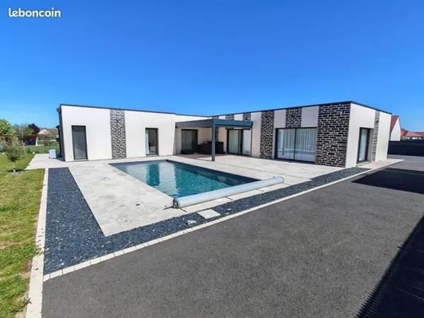 Maison 7 pièces 222 m²
