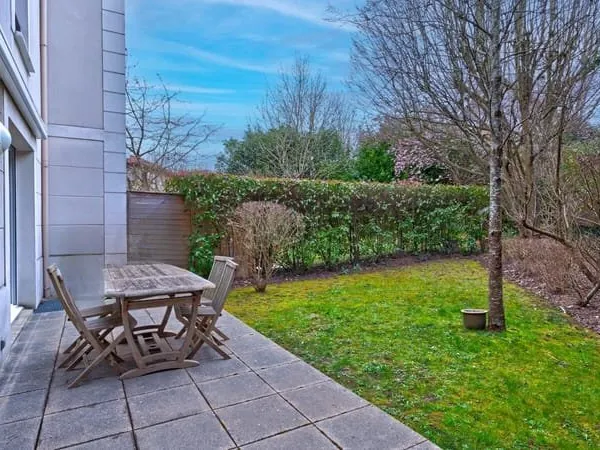 Maison 5 pièces avec terrasse et jardin