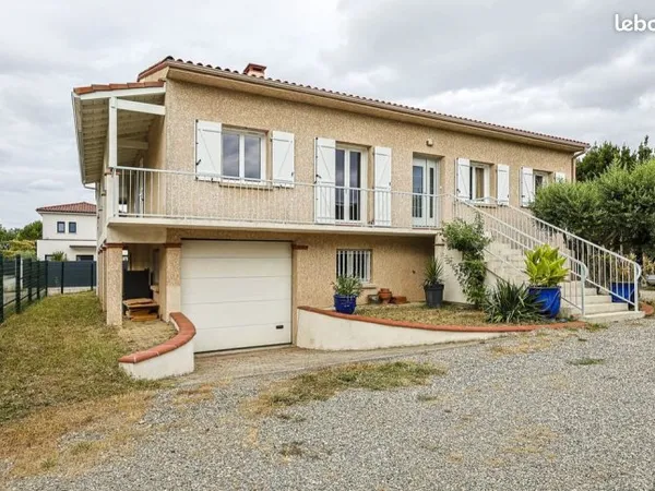 🏡 Maison familiale avec appartement indépendant - 210 m² - Terrain 875 m² - En impasse au calme