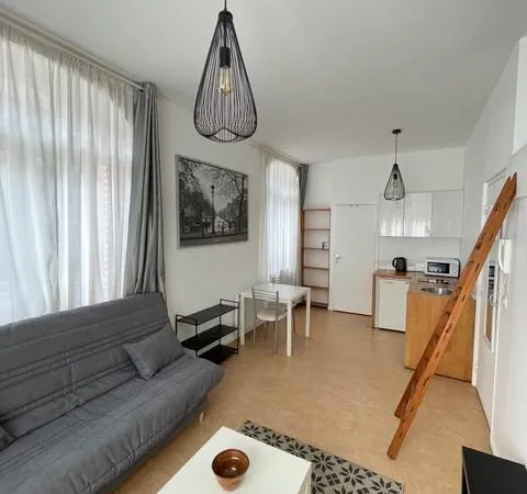 Joli studio meublé 21 m² - Lumineux - Quartier St-Jacques / St-Roch - Amiens