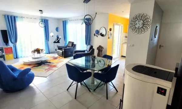 Villa 4 pièces 92 m²
