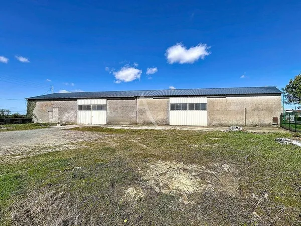 Maison 5 pièces 650 m²