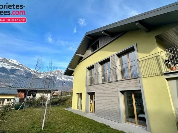 Maison de luxe 7 pièces 124 m²