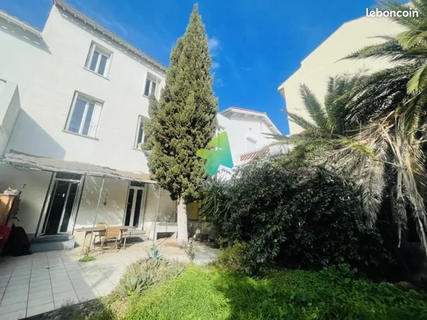 Maison de ville 8 pièces 131 m²