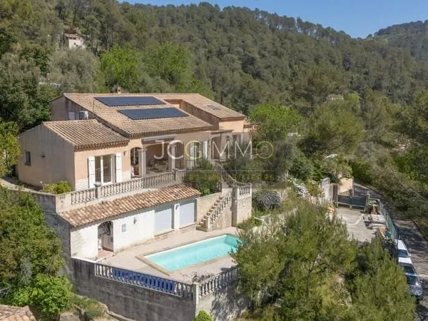 Maison 4 pièces 182 m²