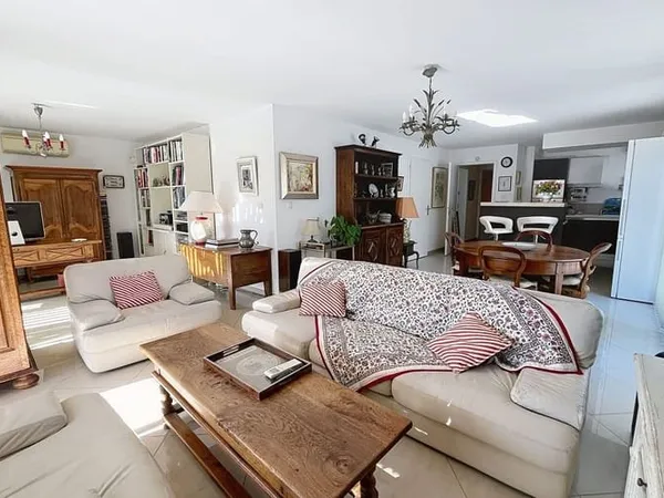 Appartement 3 pièces 99 m²