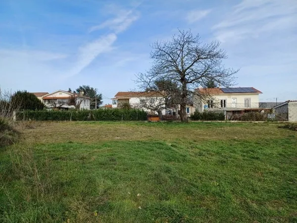 Terrain 394 m²
