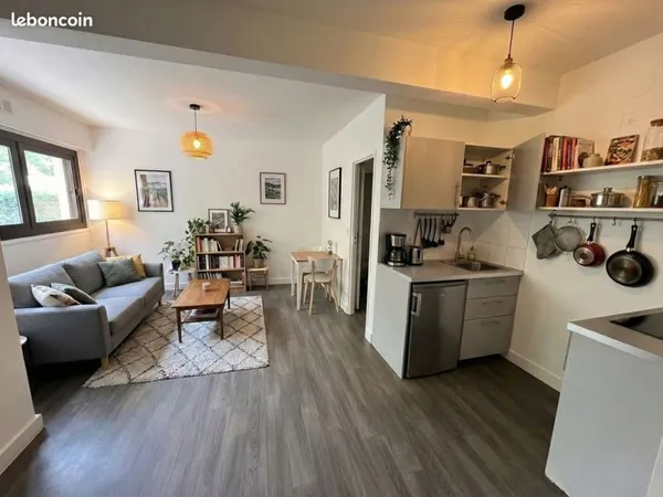 Studio La Varenne - Proximité immédiate de la Marne, du marché, des commerces et du RER