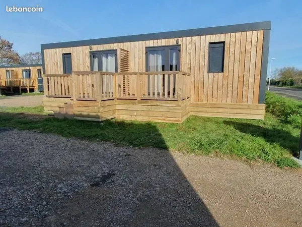 🏡 T2 meublé neuf - terrasse - disponible prochainement - 5 minutes centre-ville Fontenay le Comte