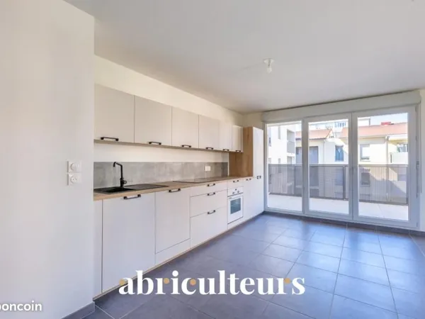 Appartement 4 pièces 85 m²