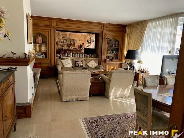 Appartement 5 pièces 124 m²