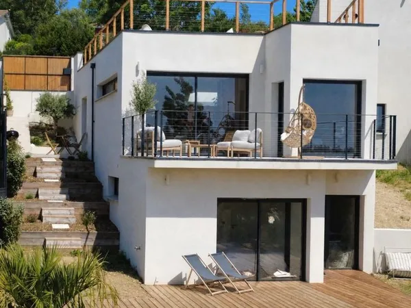 VILLA D'ARCHITECTE - 5 pièces - 123m2